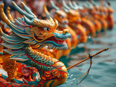 百舸爭流江海闊，千帆競發(fā)亂云多。