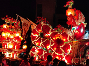 東風(fēng)夜放花千樹，寶馬雕車香滿路。蘭貝石祝您元宵節(jié)快樂！